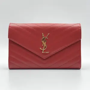Pre-owned Yves Saint Laurent Leather Crossbody Bags Saint Laurent Envelope Long Wallet in red Quilted Leather