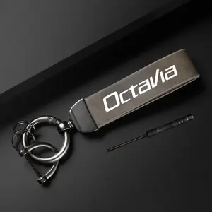 Car Keychain, PU Leather Car Keychain, Simple Design Car Interior Decoration Accessories for Skoda Octavia