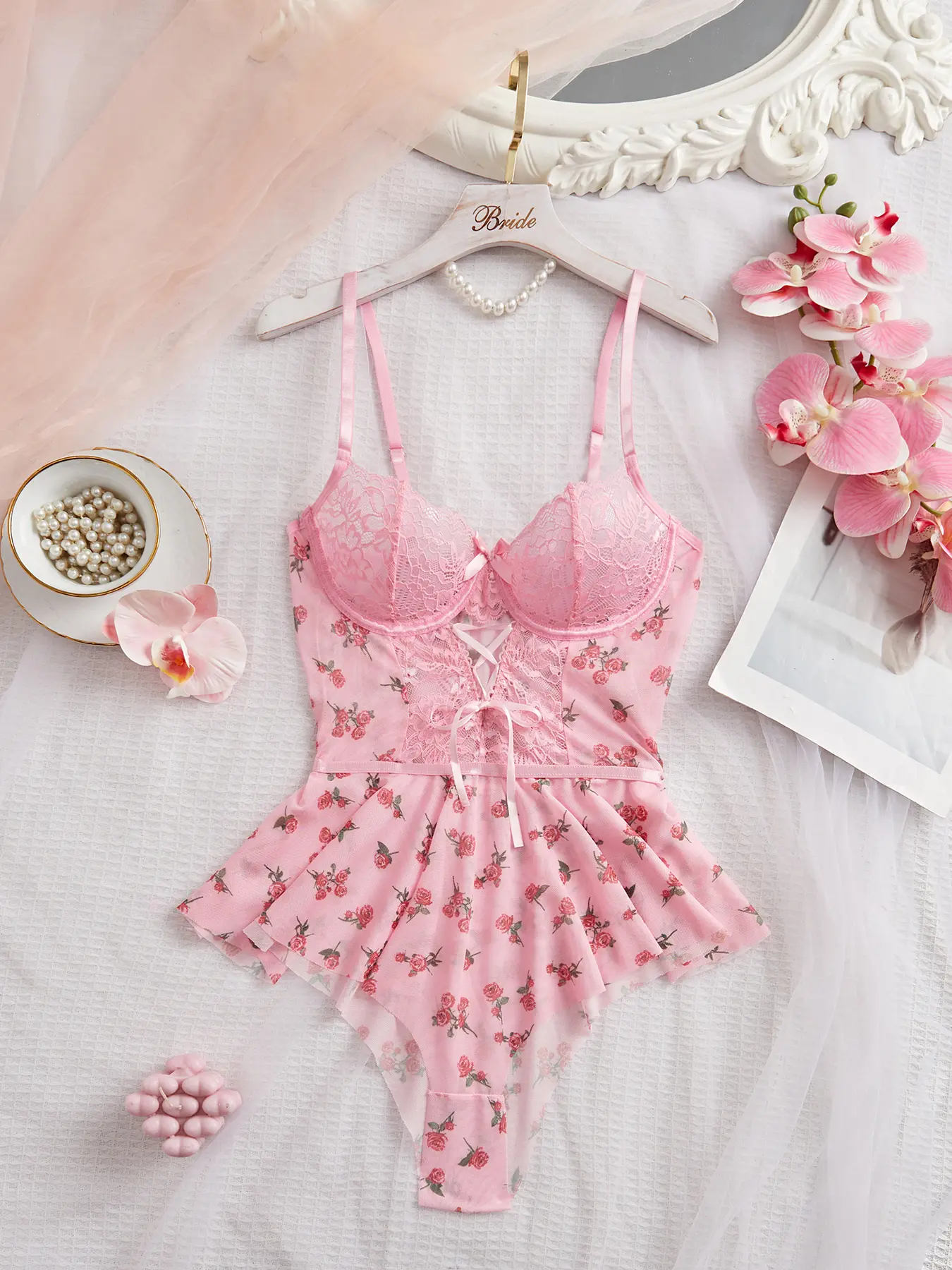 Women's Sexy Lace Patchwork Bodysuit Jumpsuit, Comfortable Sleeveless Floral Pattern, Fitted All Seasons Fashion, Perfect for Casual Wear, Floral Lace Lingerie