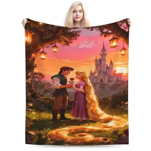 DISNEY CLASSIC Rapunzel and Flynn Rider Throw Blanket – Romantic Tangled Scene with Castle, Lanterns, and Glowing Hair, Soft Fleece Blanket for Kids or Bedroom Decor