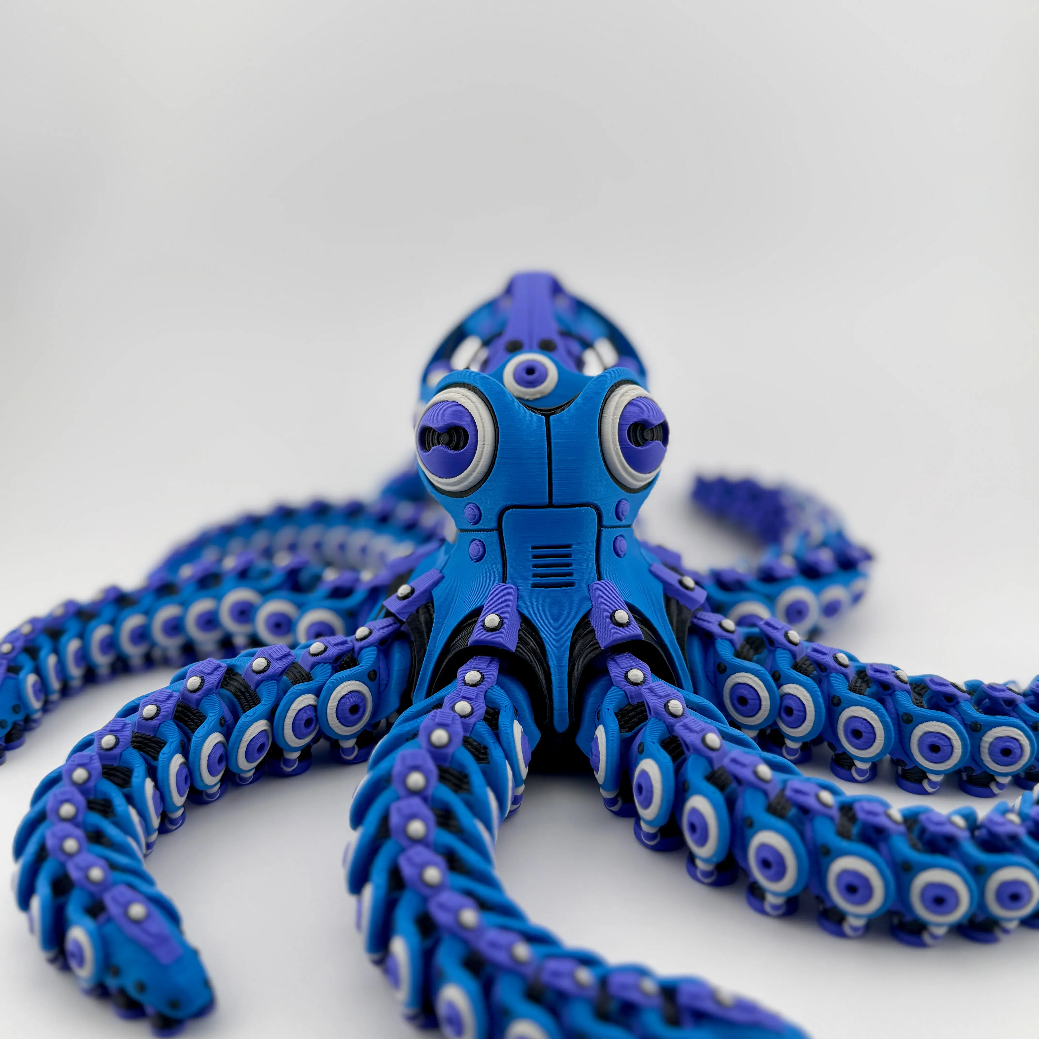 RoboOctopus Articulated Mechanical Octopus Statue, Cyber Ocean Themed Desk Accessory, PLA Plastic, Approx. 12.5" for Desk Setup Aesthetic Home Decor, Sci-Fi Theme