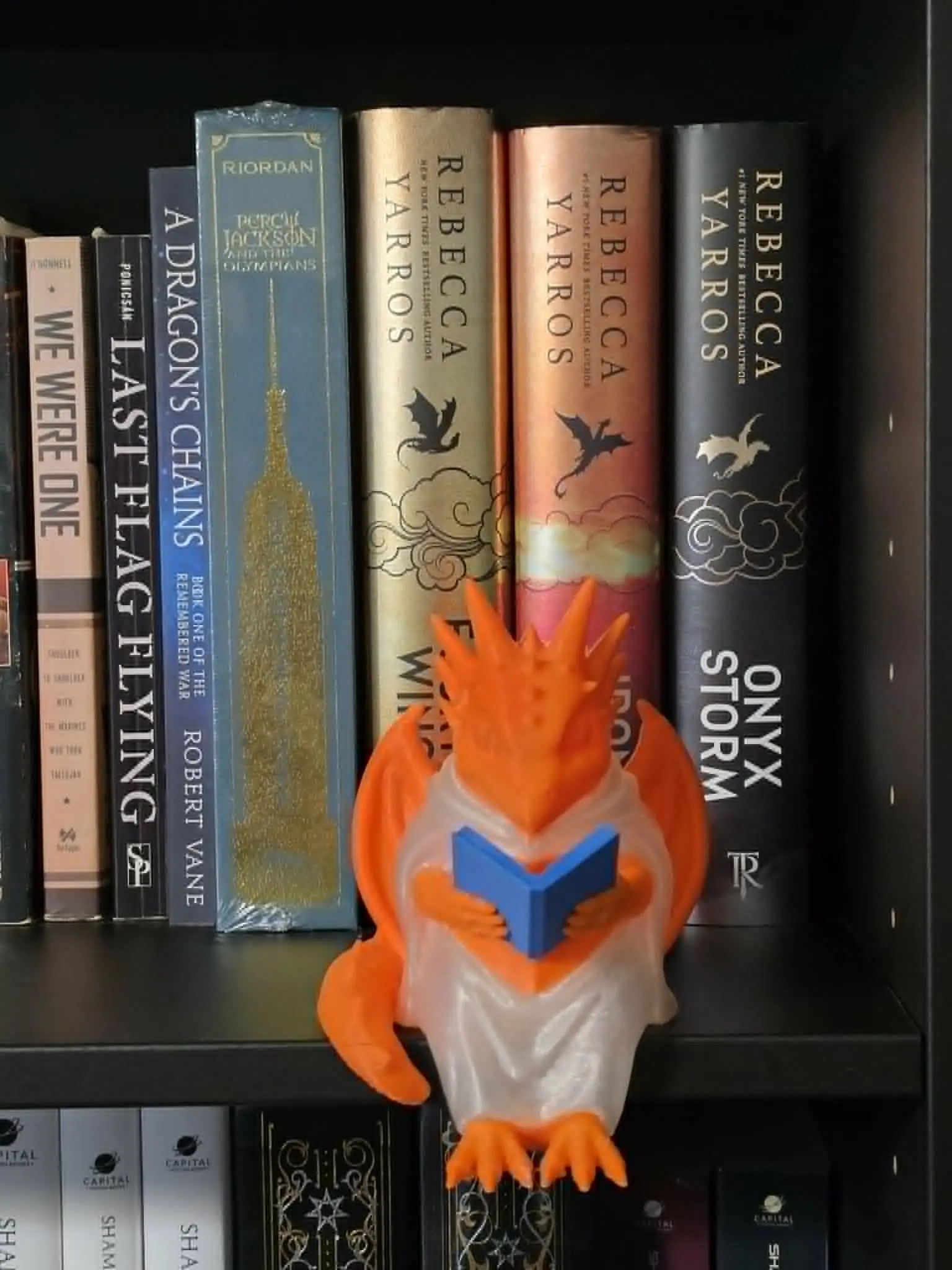 3D Printed Dragon Bookshelf Sitter-Cute Fantasy Bookish Decor & Shelf Companion for Book Lovers