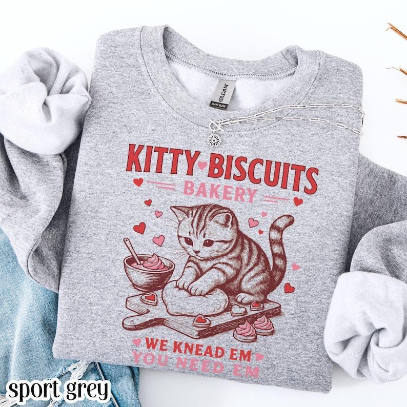 Valentine’s Cat Sweatshirt – Funny Kitty Baking Cookies Crewneck, Cute Cat Lover Valentine Gift for Him for Her