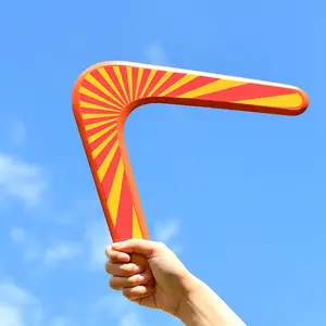 Children's Wooden Boomerang, V-shaped Returning Boomerang, Flying Disc, Outdoor Sports Flying Saucer Toy