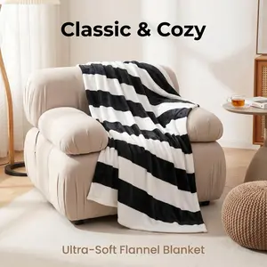Bedsum Ultra Soft Flannel Cozy Blanket-Patio Furniture Decor,Classic Stripe Pattern, Ideal for Bed,Couch, Travel,Camping, All Seasons,Home Bedroom Decor