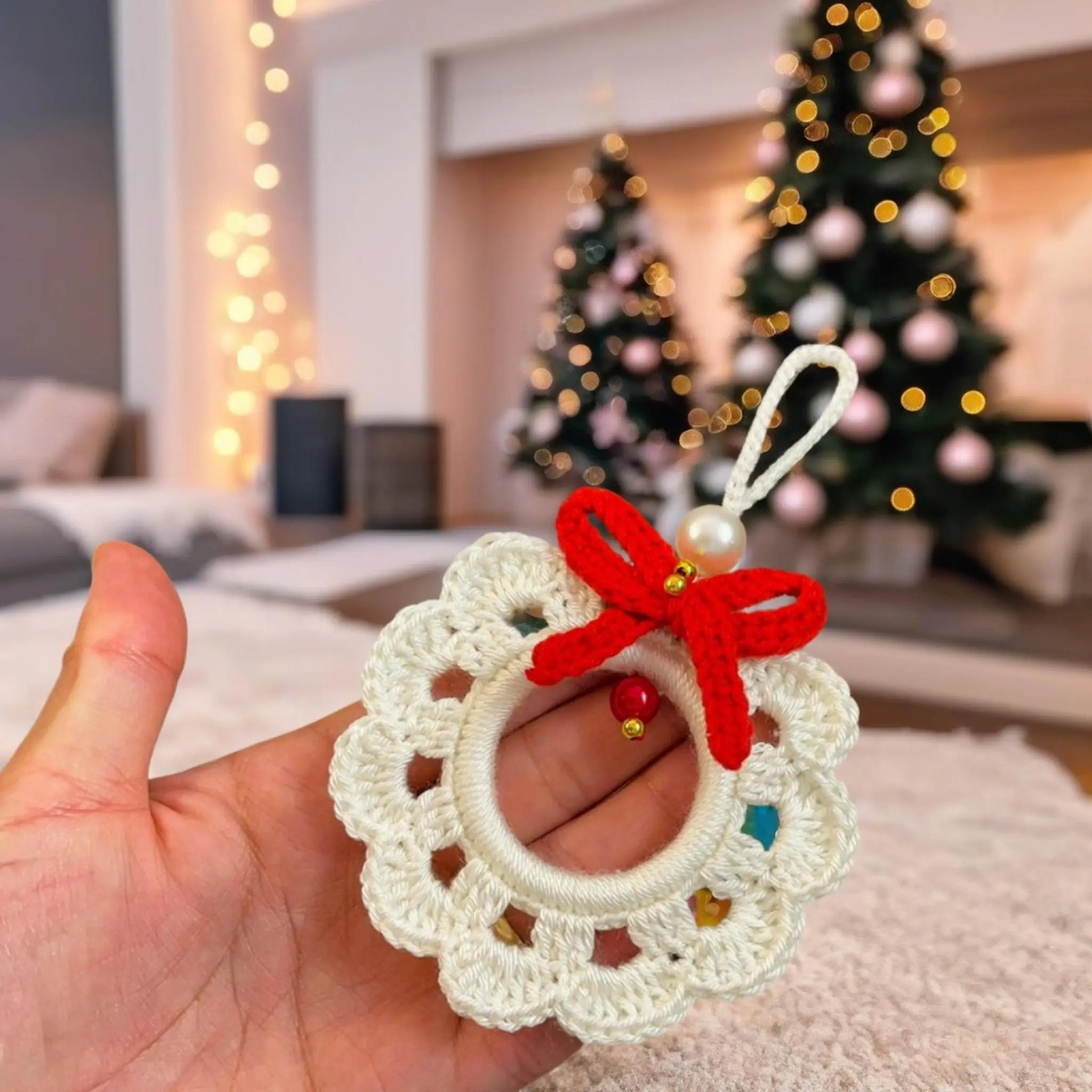 Handmade White Crochet Christmas Wreath Ornament – Elegant Holiday Yarn Decor with Red Bow & Pearl