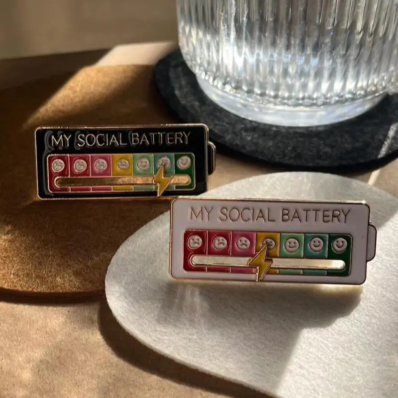 2 PCS Creative Battery Mood Enamel Lapel Pins - Durable Metal Brooch Pin with Alloy Base, Mood Slider & 7 Expressions for Kitchenware Bakeware Decorating Tools