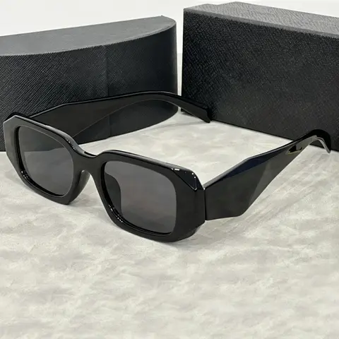 High Quality Trendy Rectangle Sunglasses for Women Men Square Retro Vintage Glasses 90S Y2K Shades with UV400 Protection for Any Occasion