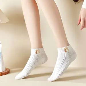 10/15 Pairs of Soft, Comfortable, and Easy To Clean White Cloud Rabbit Socks, Suitable for Home Wear and Can Be Used As A Christmas Gift Minimalist
