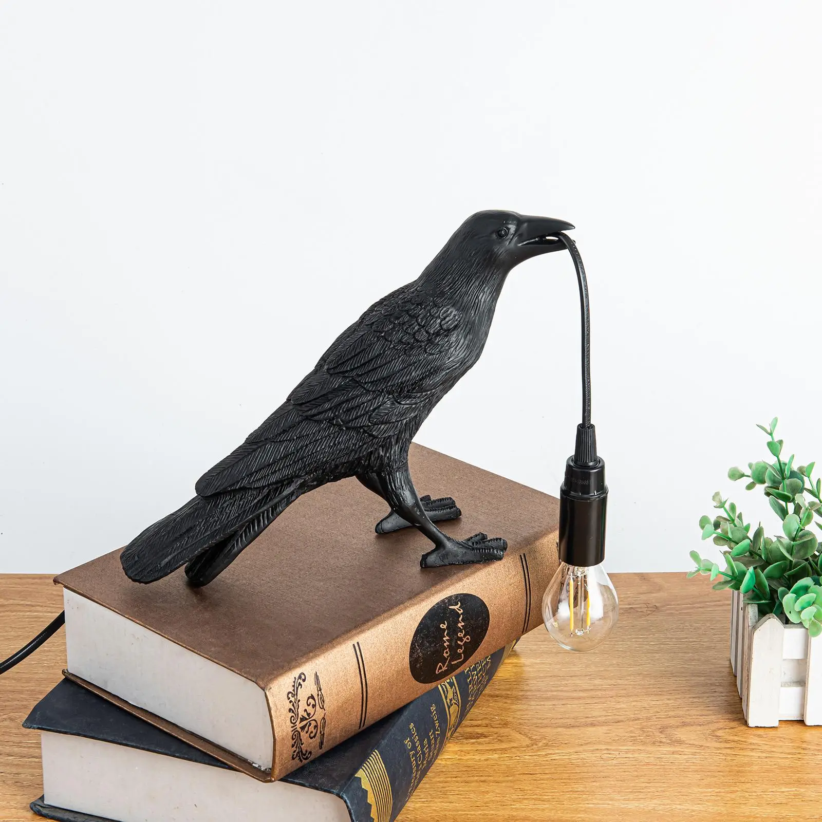 Resin Bird Design Table Lamp, Novelty Lighting for Home Decor, Summer Gift, Night Light, LED Lights for Bedroom, Halloween Decorative Table Lamp, Desk