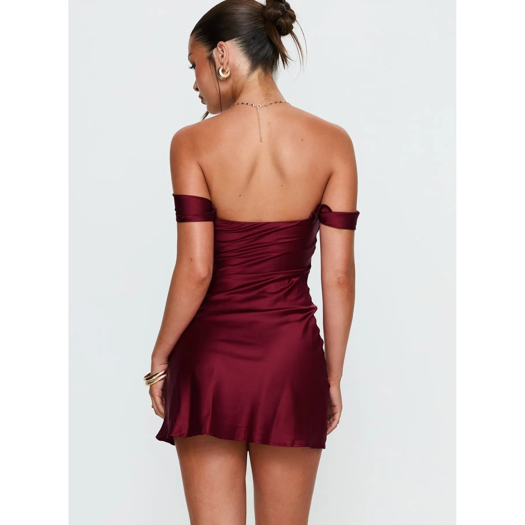 Zabbarra Off The Shoulder Mini Dress Burgundy - TikTok Shop Zabbarra Off The Shoulder Mini Dress Burgundy - TikTok Shop