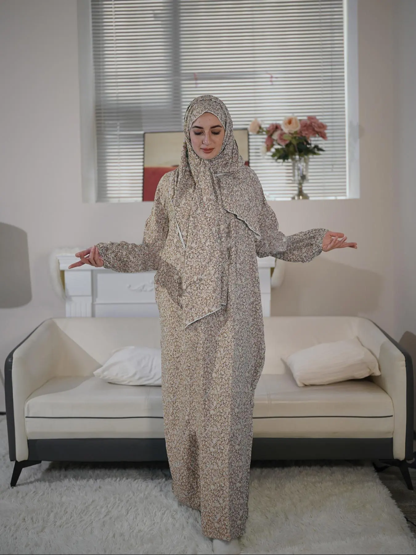Women's Ditsy Floral Print with Hijab, Modest Fashion Long Sleeve Maxi Dress  for Daily Wear, Women Islamic Clothing for All Seasons, Muslim, Modest  Muslim Outfits, Hijabi Cute Dresses - TikTok Shop
