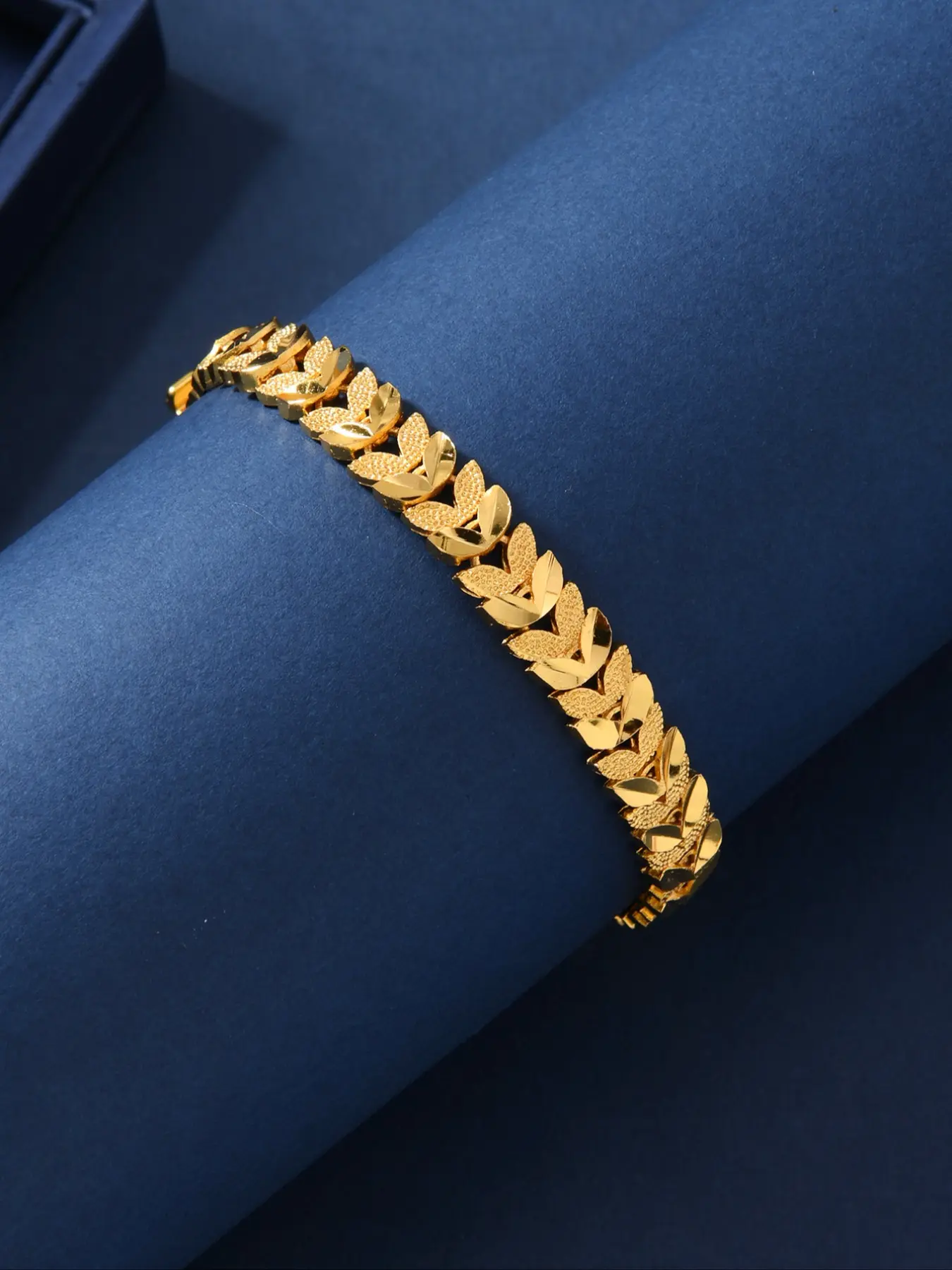 24K Golden Plated Copper Wheat Sheaf Bracelet, Exquisite Bracelet, Luxury Vintage Design Bracelet for Women, Ideal Gift for Weddings, Bracelets Jewelry
