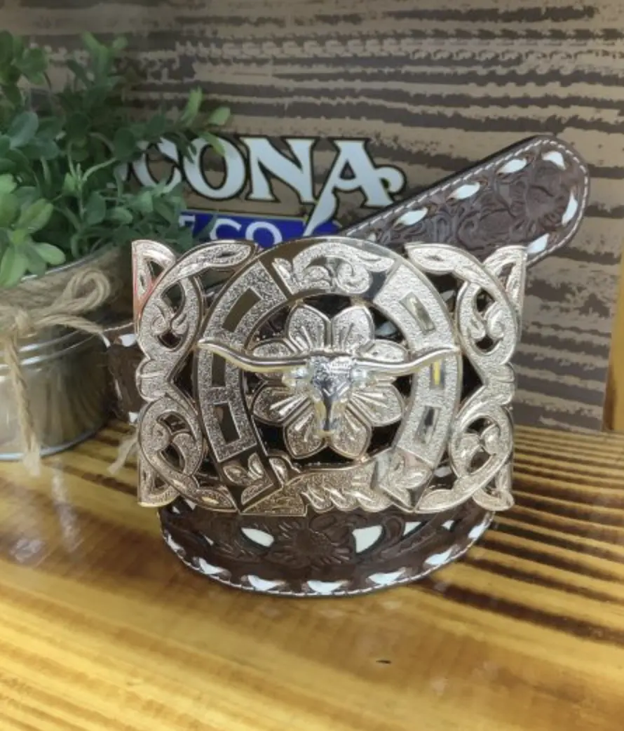 Buckle Longhorn Tadeo Distinctive Longhorn Buckle Design Eye-Catching Accessory for Versatile Outfits