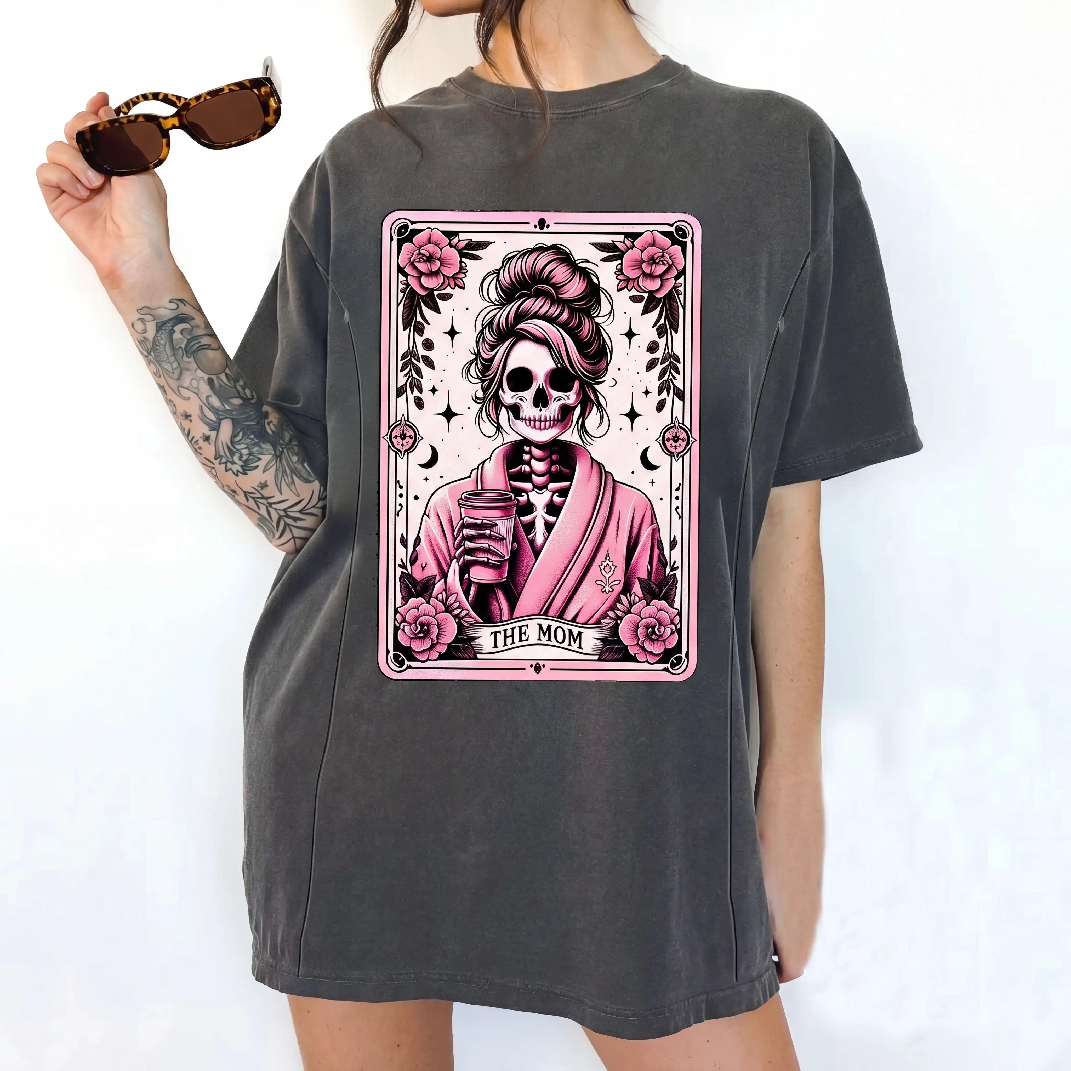 GIFTIFYMAMA Women's The Mom Tarot Card Print Casual Cotton Nursing Tee - Lady's Comfortable Maternity Clothes with Zipper Feeding Access, Cold Wash, Pumping-Friendly, Everyday Wear, No Bleach, Cool Iron, Flat Dry, Tshirt, Regular Fit, Round Neck, Maternal