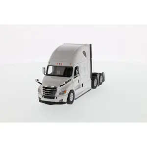 Freightliner Cascadia Semi Truck Pearl White (Transport Series) 1:50 Scale Model - Diecast Masters 71027