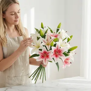 Simulate 2 flowers and 1 bud single bouquet of lilies, suitable for indoor decoration flower arrangement, desktop scenery, DIY flower holding gifts, Thanksgiving, Mother's Day and other holiday gifts