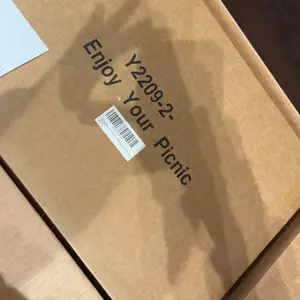 Hap Tim Insulated Wicker Picnic Basket for 2/4 Persons with Foldable Wine Table and Cutlery Service Kits, Insulated Woven Beach Cooler Bag, Couples Gifts, Wedding Gifts, Picnicbasket