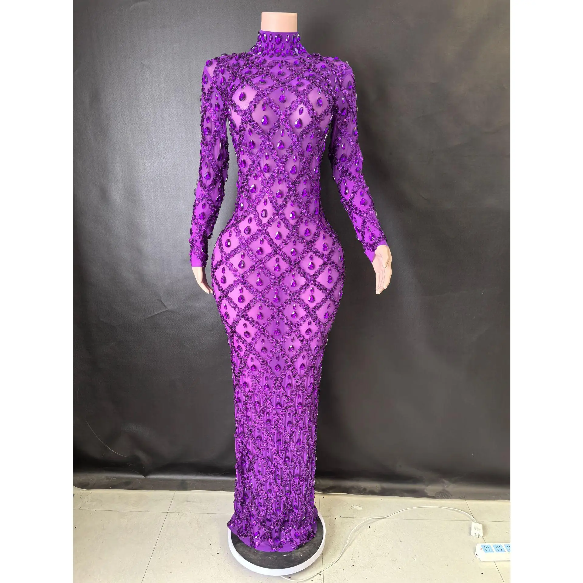 Long sleeved purple long model