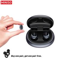 Noise-canceling earbuds