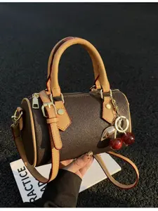 Stylish Crossbody Bag Small High-Quality New Shoulder Pillow Purse for Women, Versatile Boston Handbag, Perfect for Daily Use, Lightweight Crossbody Bag