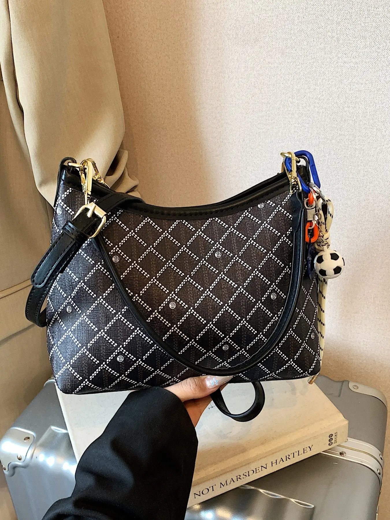 Lightweight Handbag for Daily Urban Use, Fashionable Bag, Classic Print Durable Luxury Small Crossbody Bag, Perfect for Women's Everyday, Trendy Commuting Bag, Lightweight Shoulder Bag