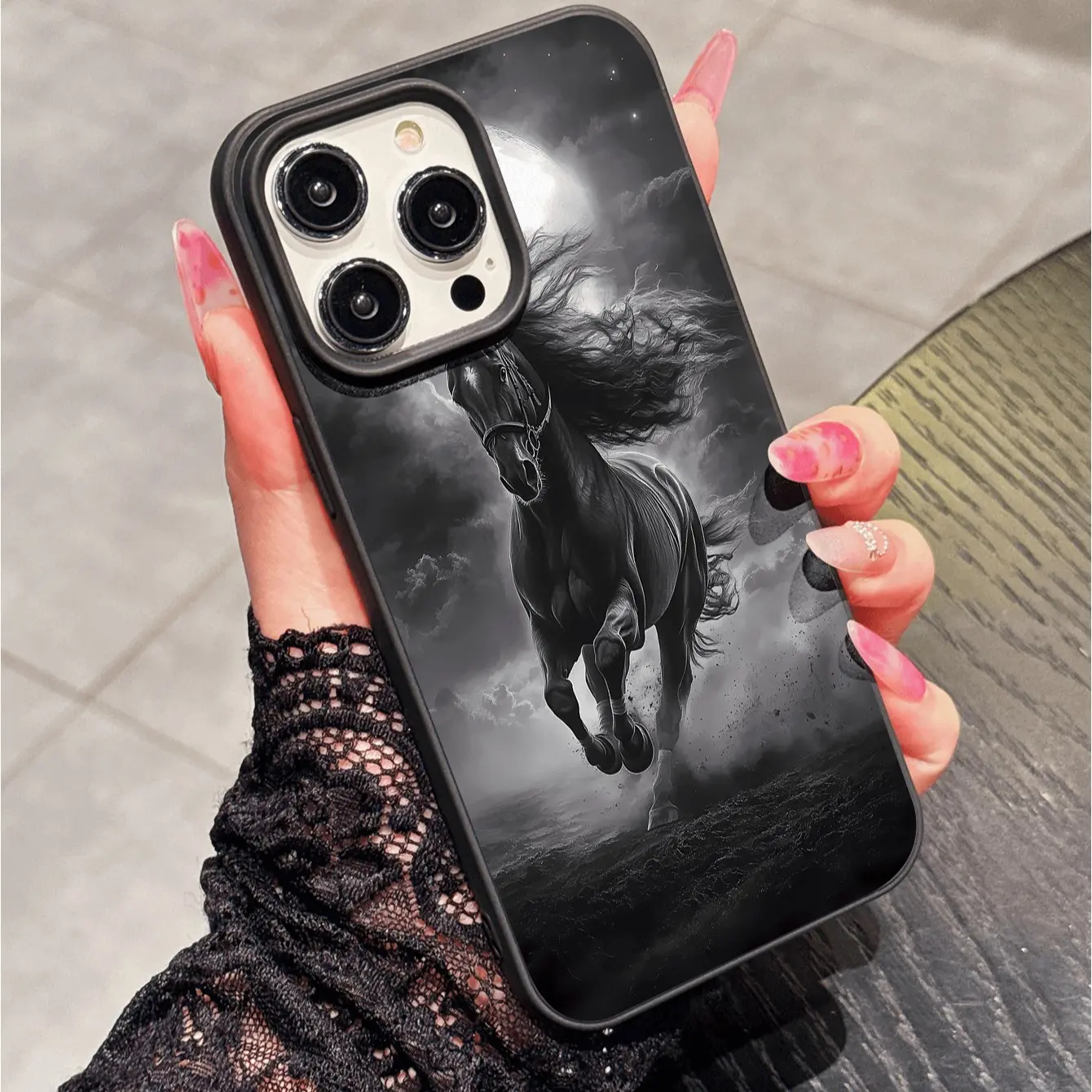 Horse Pattern Valentine Gift, Thick Anti-Drop Durable Protective Phone Case Casing Compatible with iPhone 11-17 Series, Simple Design Protection Cover