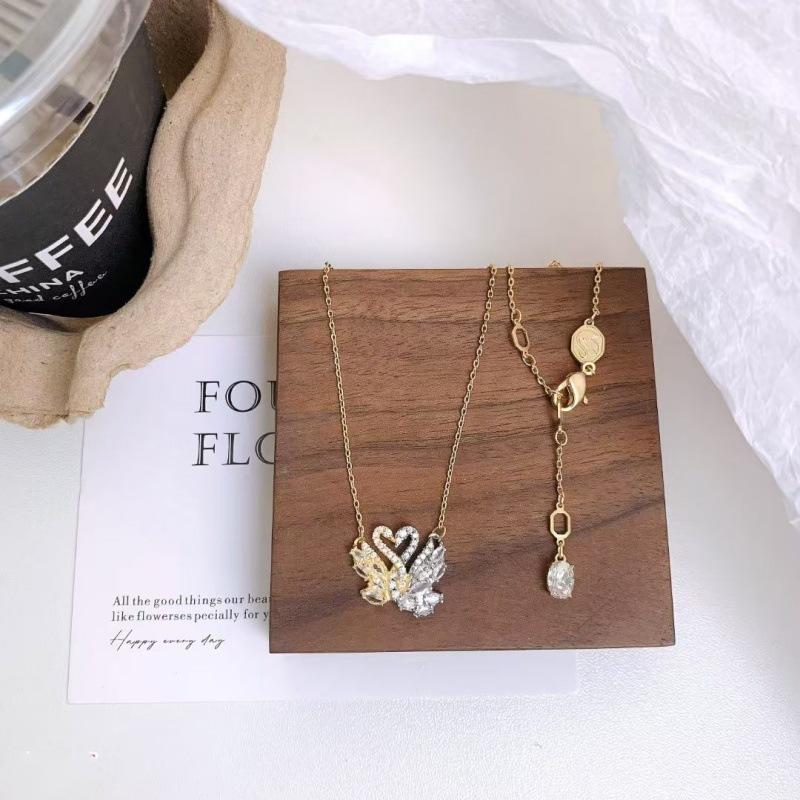 Women's Black White Gold Swan Necklace, Hugging Goose Design Fashion Jewelry