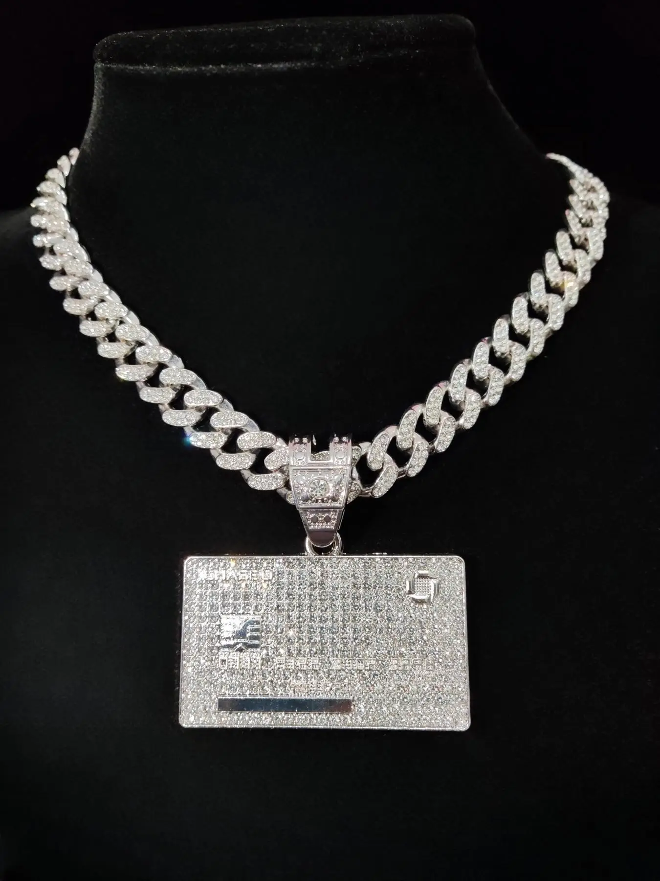 Creative Bank Card Shaped Pendant & Miami Cuban Chain Necklace, Fashion Jewelry for Party, Daily Decor, Trendy All-match & Exquisite Jewelry for Birth
