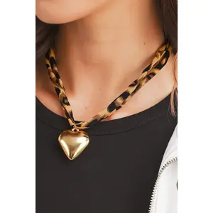 Lea Heart Charm Scarf Necklace
