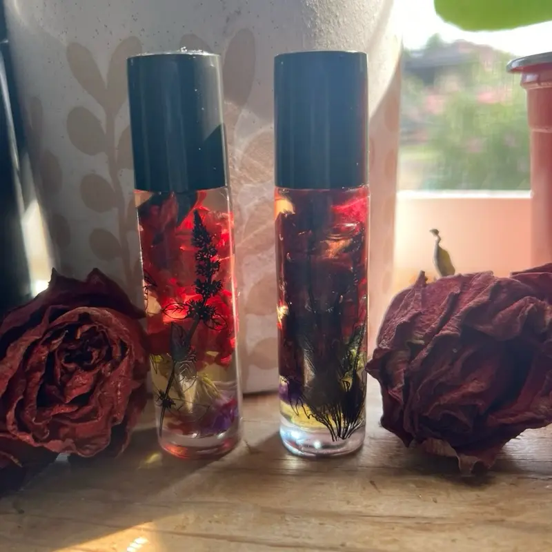 Rose and vanilla natural oil Healthy