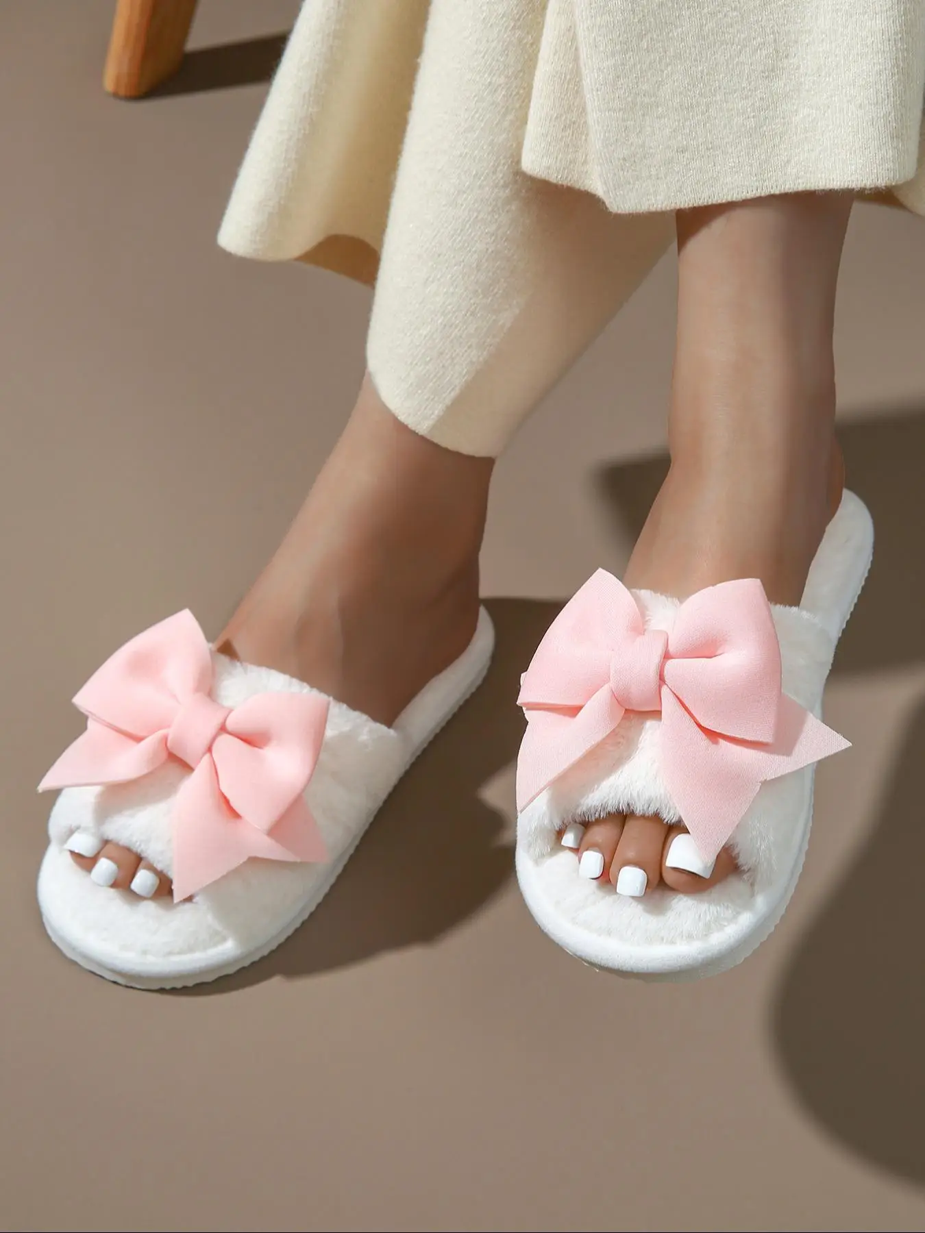 Women's Cute Bowknot Design Plush Fluffy Slippers, Fuzzy Soft Comfy House Slippers for Women & Girls, Warm Home Slippers for Fall & Winter