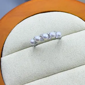 5 freshwater pearls balance ring s925