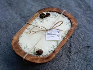 Fresh Evergreen Christmas Candle in Dough Bowl - Wooden Bowl Gift for Her - Winter Pine Soy Candle - Decor, Ornaments