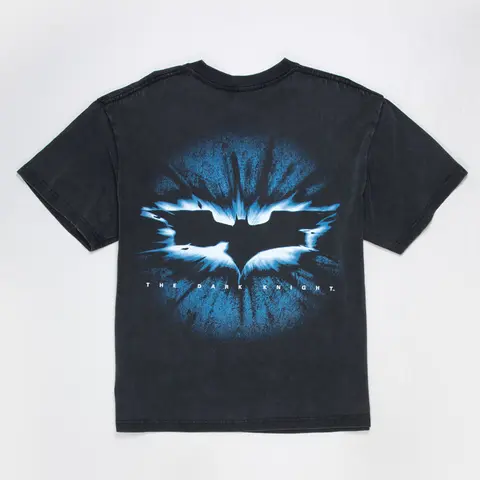 THE DARK KNIGHT Batarang Mens Boxy Tee