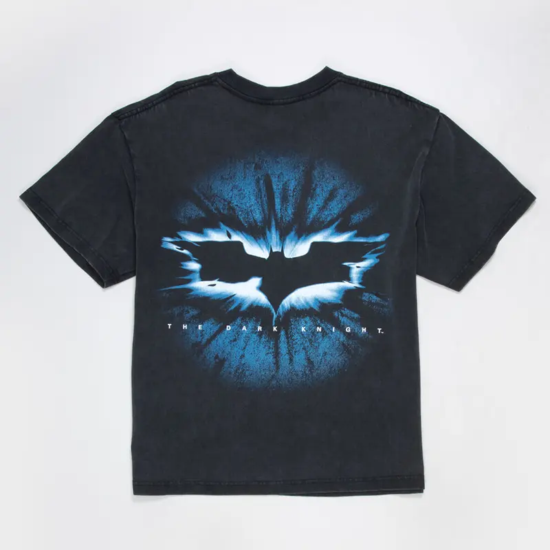 THE DARK KNIGHT Batarang Mens Boxy Tee