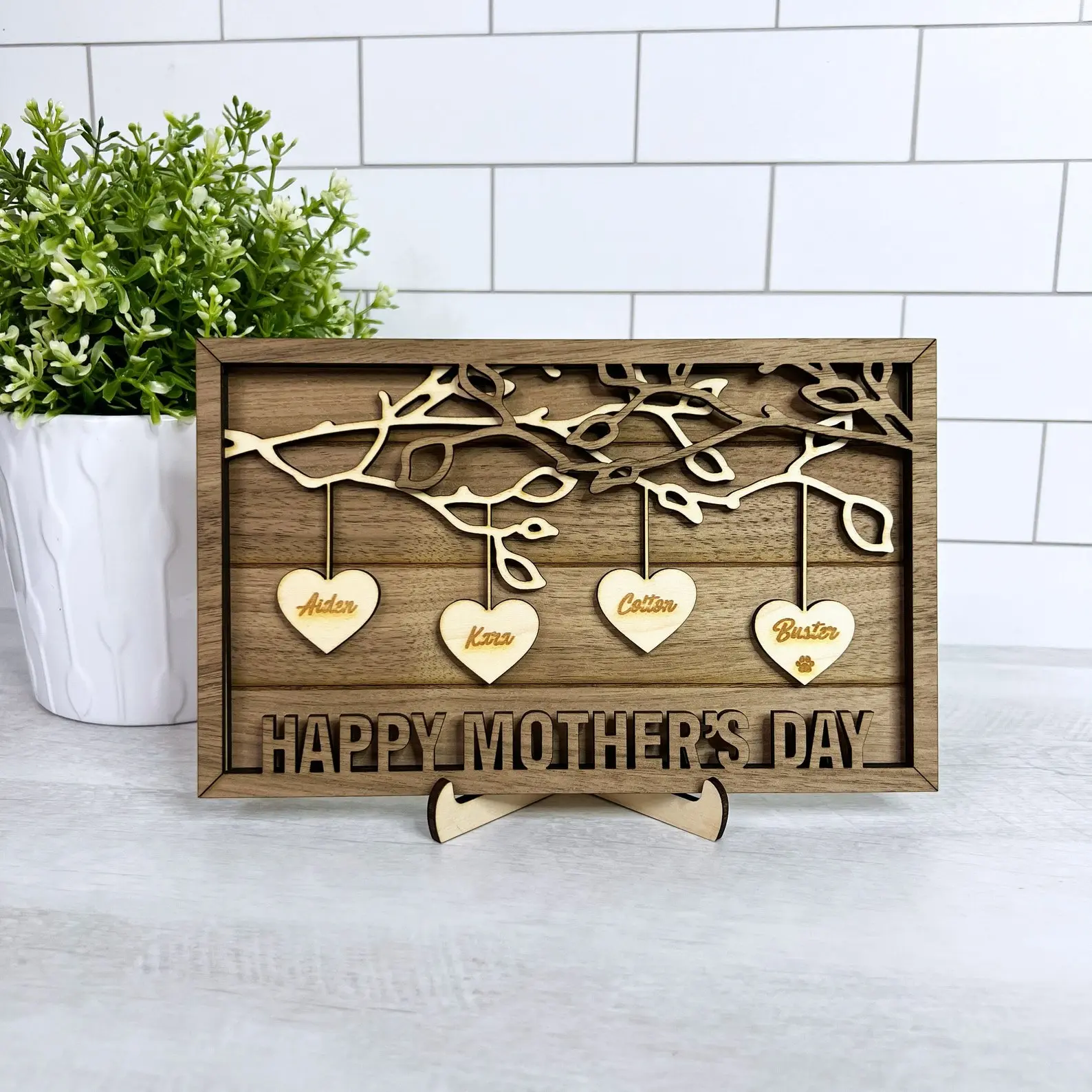 Custom Mother's Day Gift with Grandchildren Names – Personalized Gift from Kids or Grandkids, Unique Present for Mom or Grandma, Thoughtful Keepsake, 3 layered