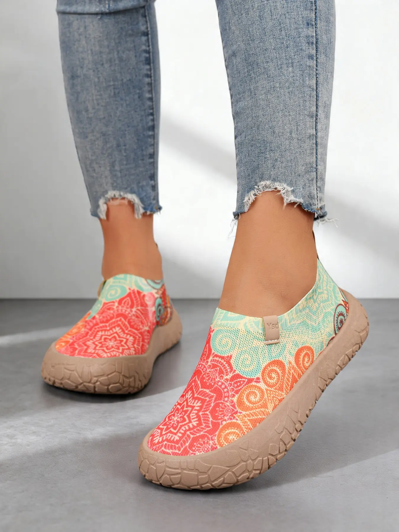 Casual Boho Print Sneakers for Women, Colorful Slip-On Walking Shoes, Trainers for Commute, Travel & Outdoor, Casual Fashion Shoes