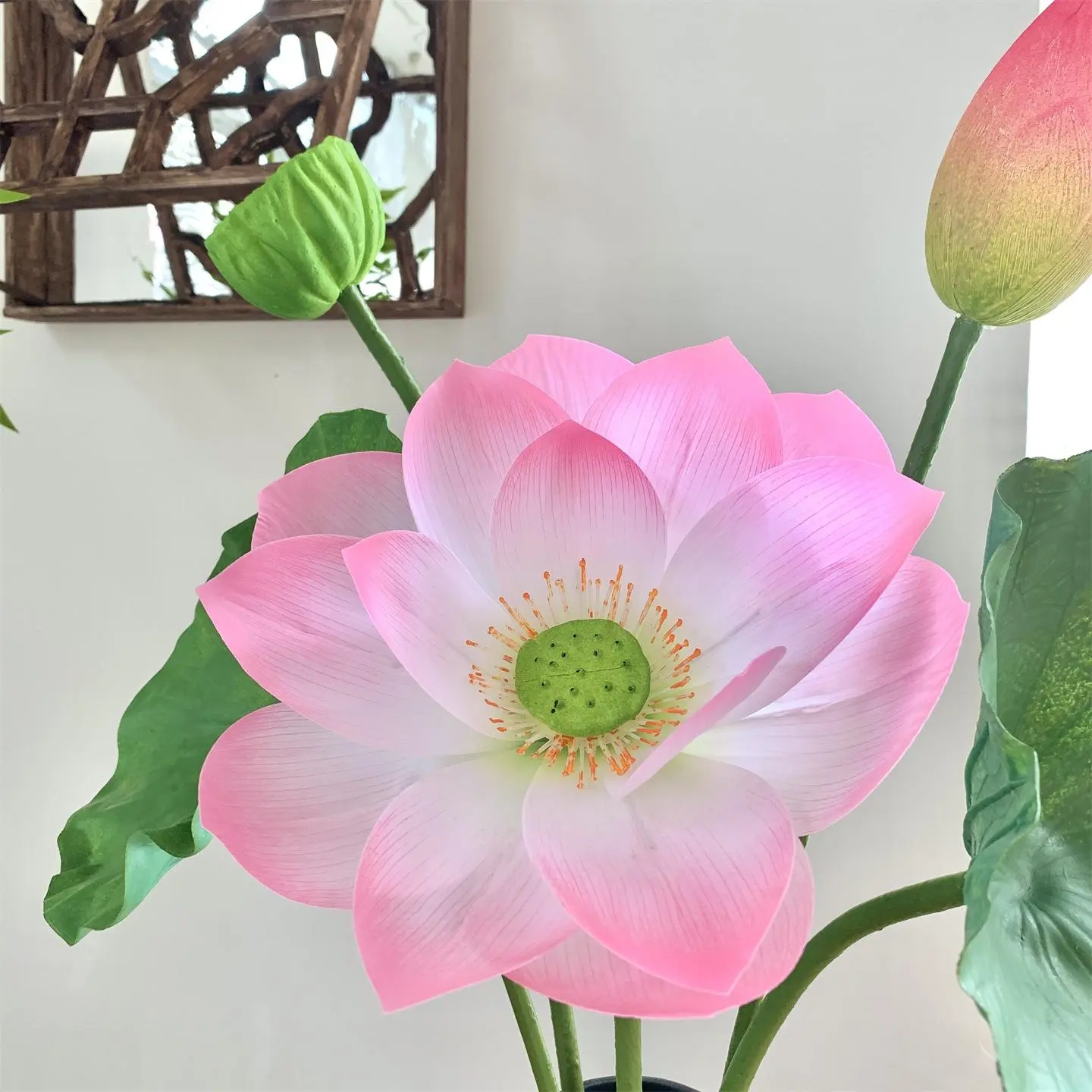 Lotus large dark pink+bud+lotusleaf+lotuspod