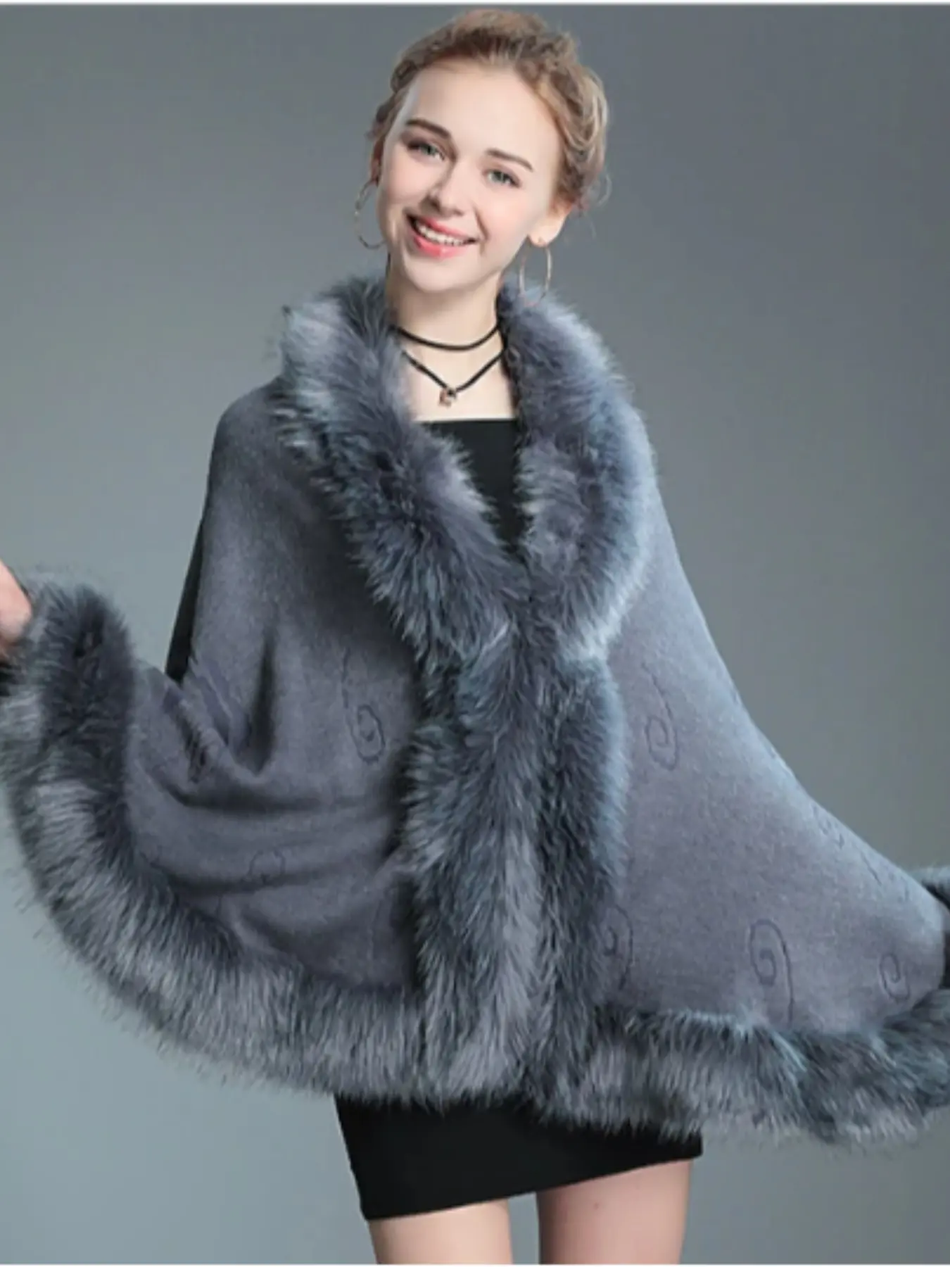 Classic white bat shawl,fur collar warm and windproof imitation cashmere shawl suitable for winter skirts,wedding dresses, formal wear, suitable for daily life and weddings.A great gift choice for Christmas and New Year, Fluffy Soft Scarf, Fashion Shawl