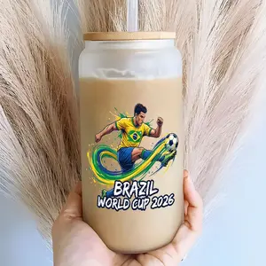 Trend Stylish Brazil 2026 World Cup 16oz Glass Tumbler with Bamboo Lid, Reusable Soccer Fan Iced Coffee Cup BPA Free Travel Mug, Football Player Pattern Beer Glass for Men Women, Ideal Gift for World Cup Party Birthday