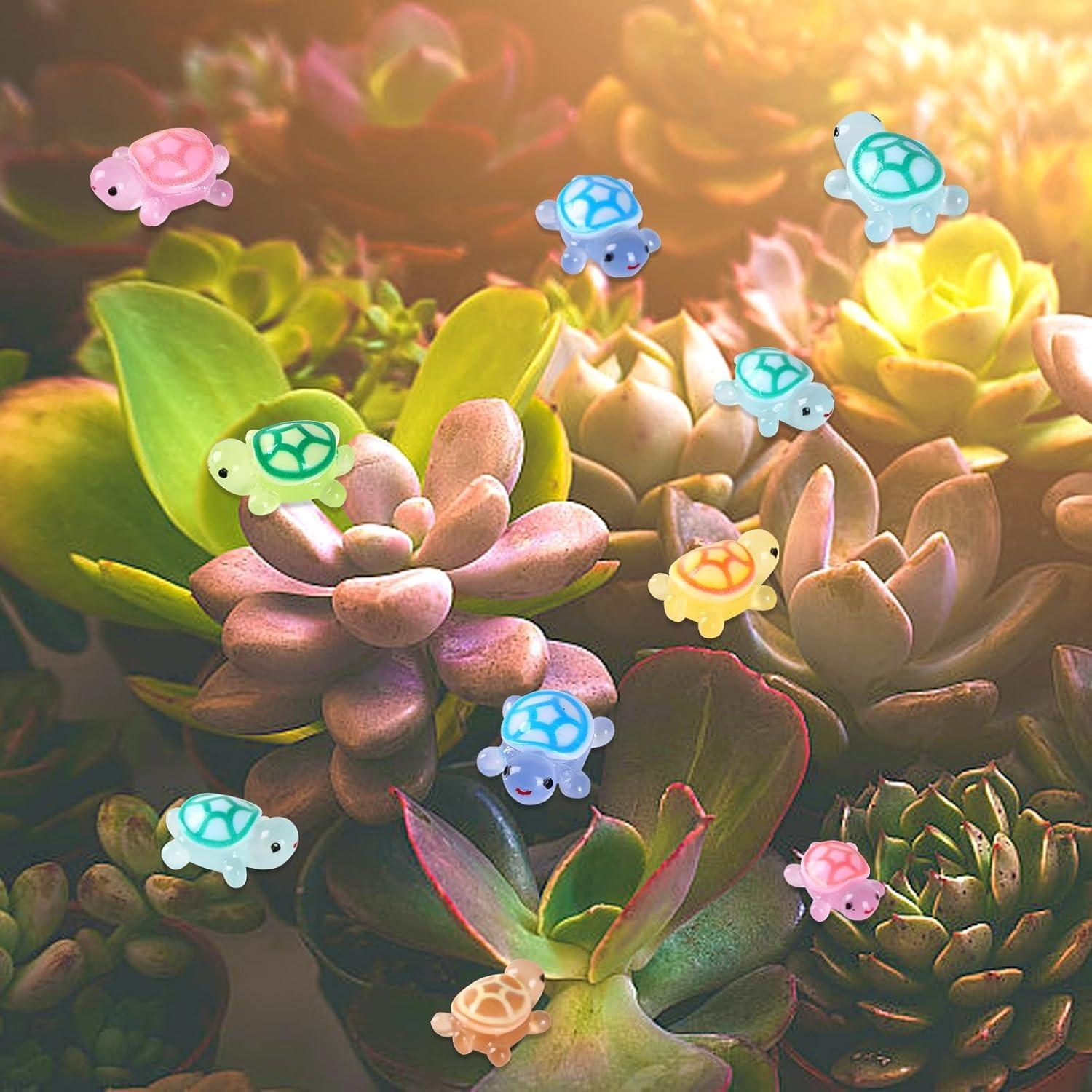 30PCS Luminous Mini Resin Turtles, Resin Animals, Mini Turtles, Marine Craft Decoration, Suitable for Decoration of Gardens, Parties, Miniature Landscapes (Random colors)