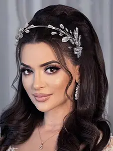 Women's Elegant Faux Pearl & Rhinestone Decorated Headband, Exquisite Trendy Hair Hoop, Fashionable Hair Accessories for Wedding Party Decoration