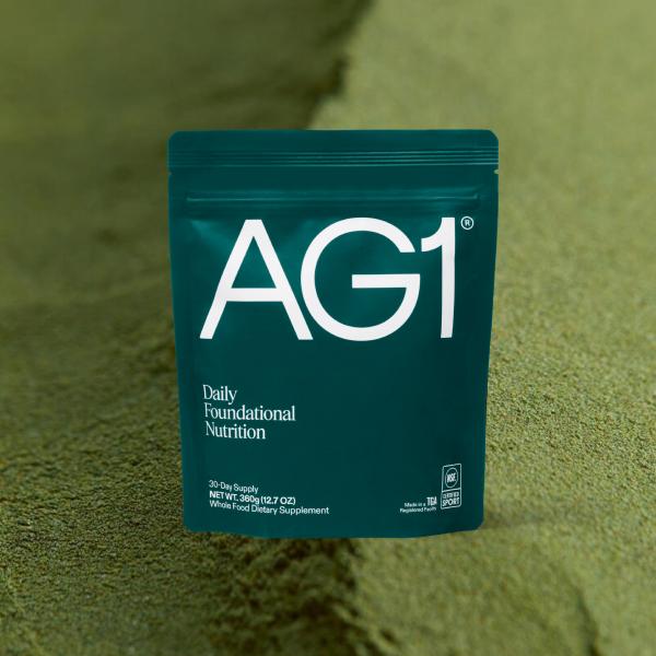 AG1 Greens Powder Refill Pouch – 75 Vitamins, Multivitamin & Probiotic | Gut Health Support | Vegan, Keto, Gluten Free | Athletic Greens Supplement - Pouch Only, Classic Formula