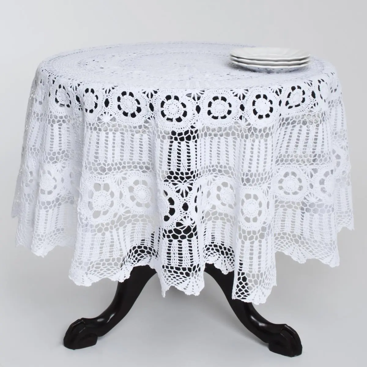 SARO 36 in. Round Handmade Crocheted Mesh Cotton Lace Table Linen - Classic White for Home Kitchen Table Setting, One-Piece