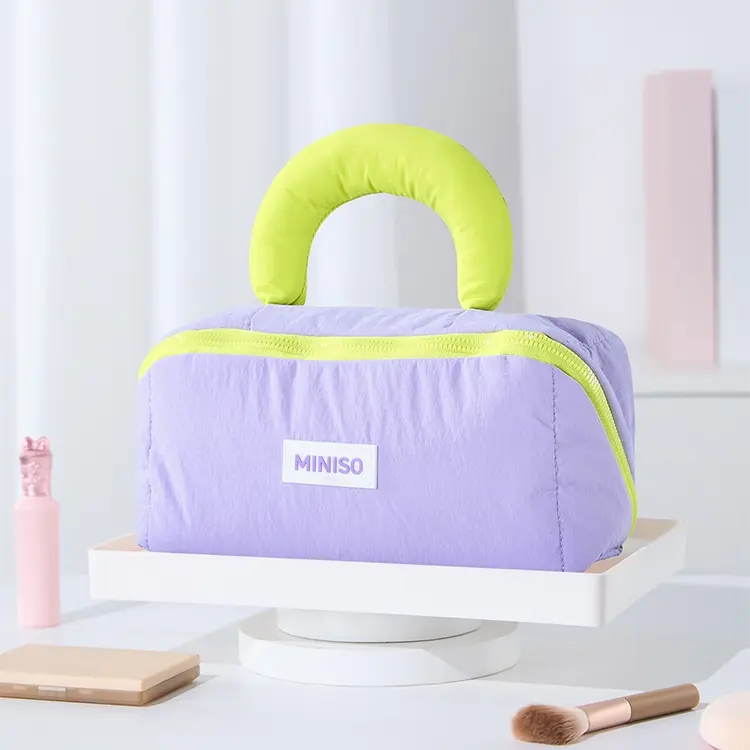 MINISO Marshmallow Series Thick Large-Capacity Compartments Pillow Storage Bag - Home Supplies, Cute Durable Casual Auspicious Soft Material Zippered Organizer for Clothes, Home Use, Back to School
