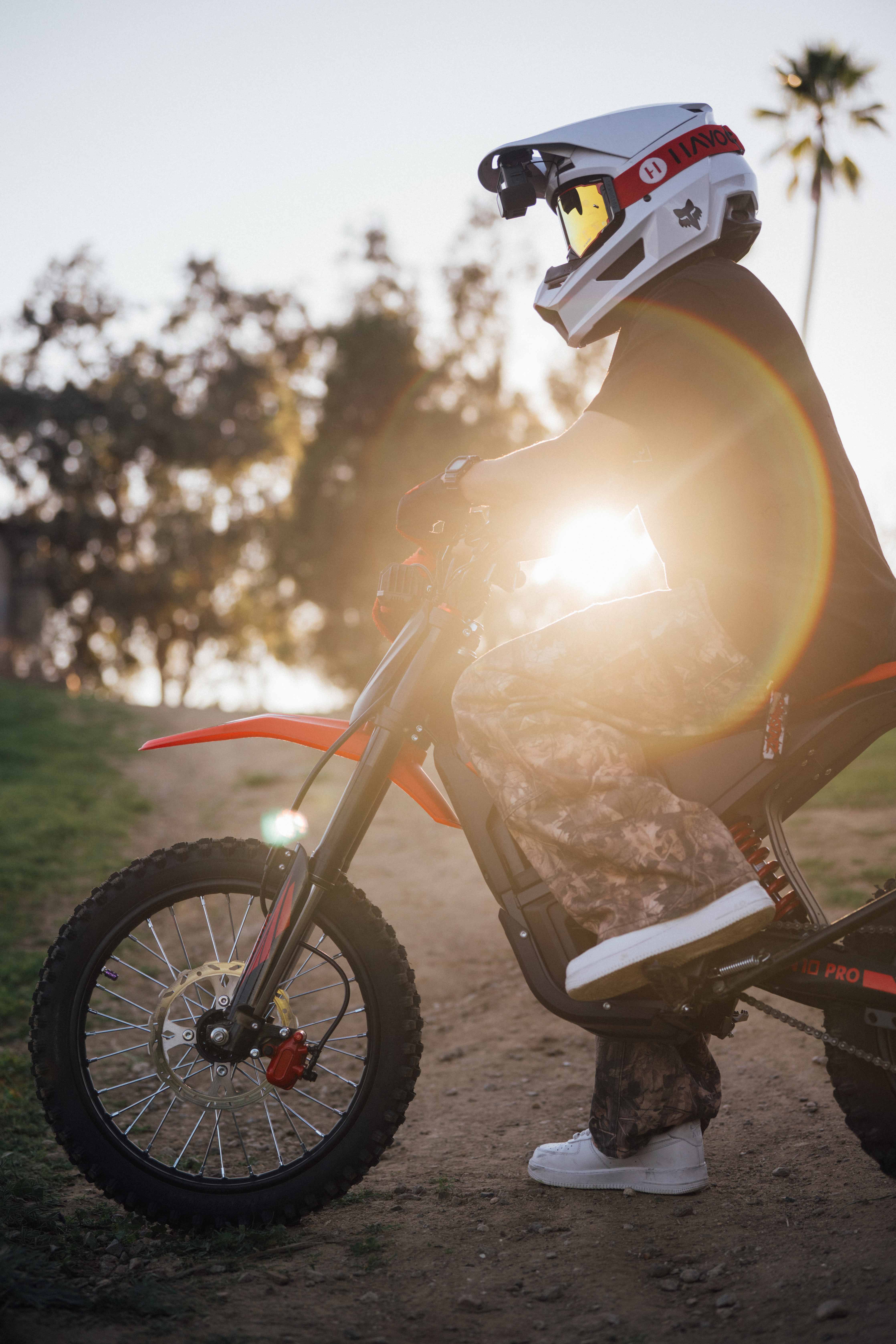 Yozma IN 10 Pro 5500W Power 60V 50Mph 60Miles High-Performance Electric Bike For Teens & Adults e bike