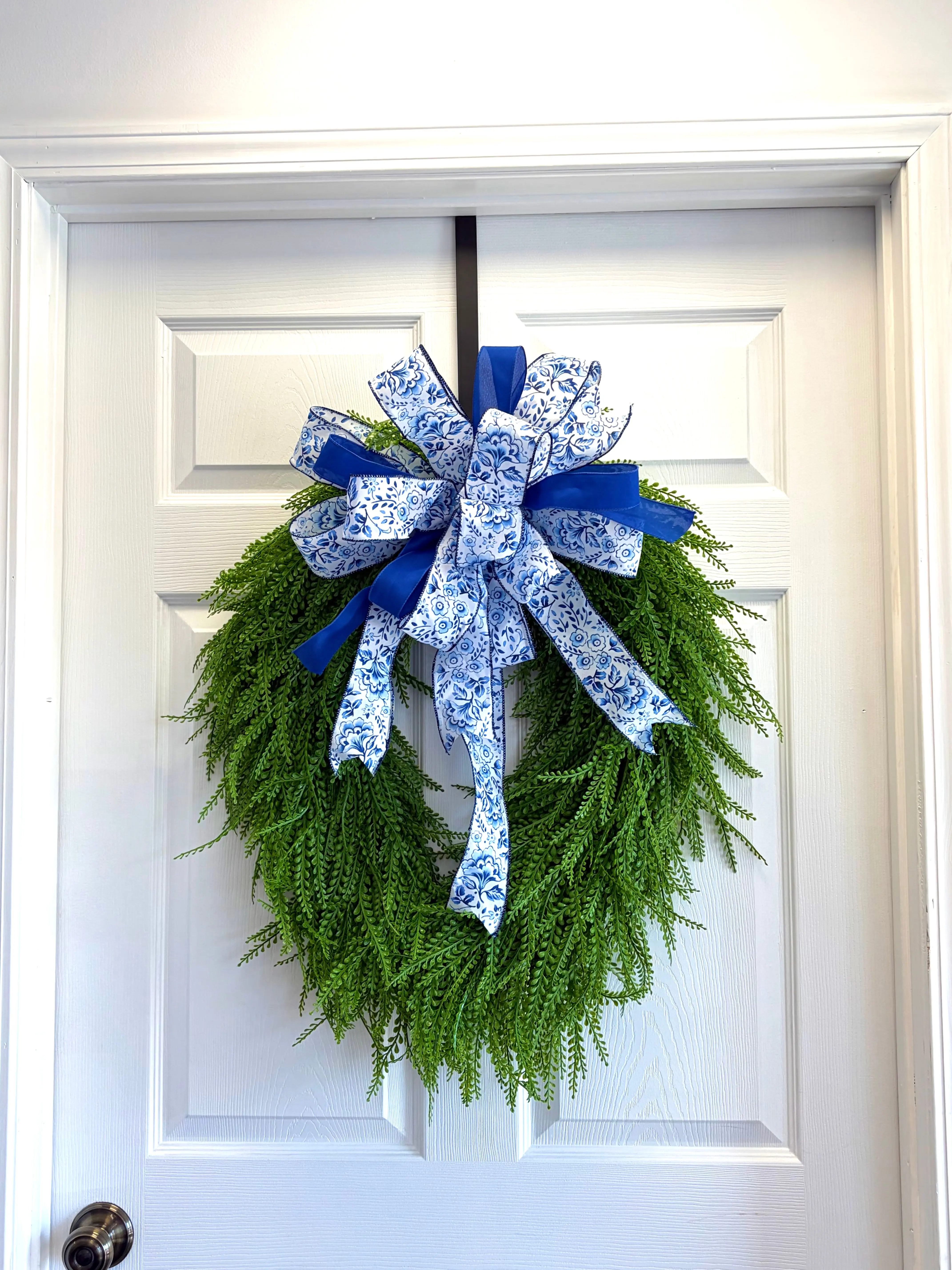 Oval Bead Grass Wreath With Chinoiserie Bow Oval Bead Grass Wreath With Chinoiserie Bow