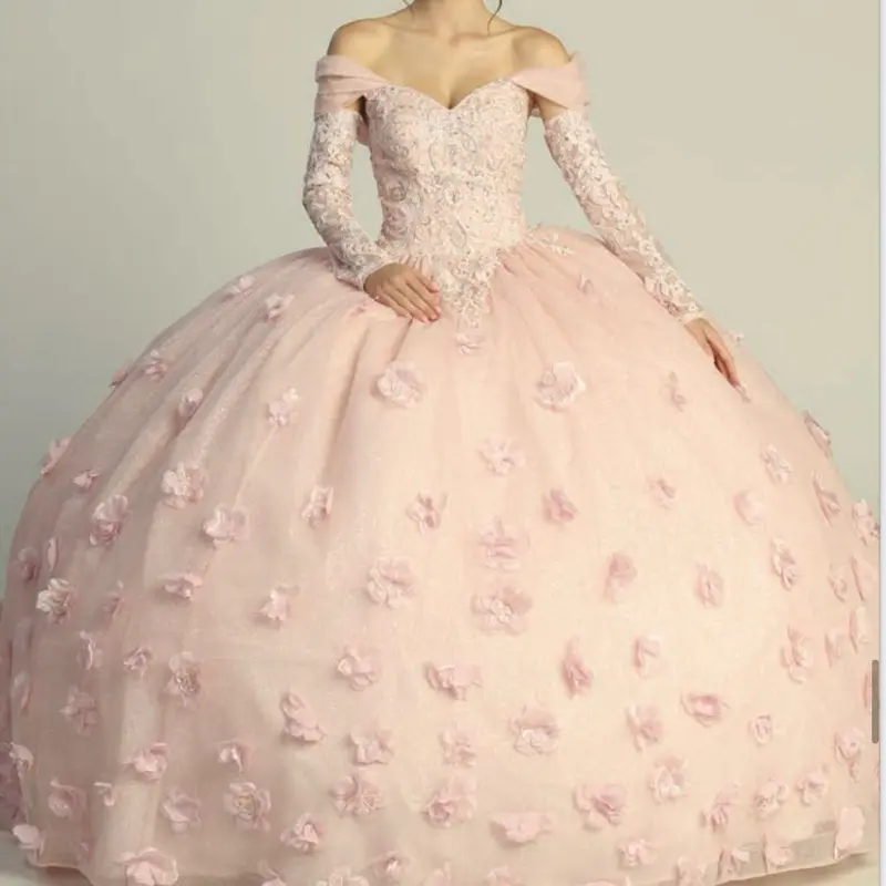Beautiful quinceañera dress