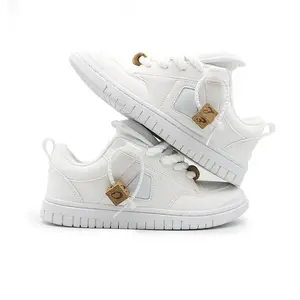 YYK brand Low-Top Sneakers with a White Patchwork Thick Tongue, Casual And Sporty Skate Shoes, Lightweight Luxury Versatile Couple'S Niche Retro Outdoor Street Fashion for Students